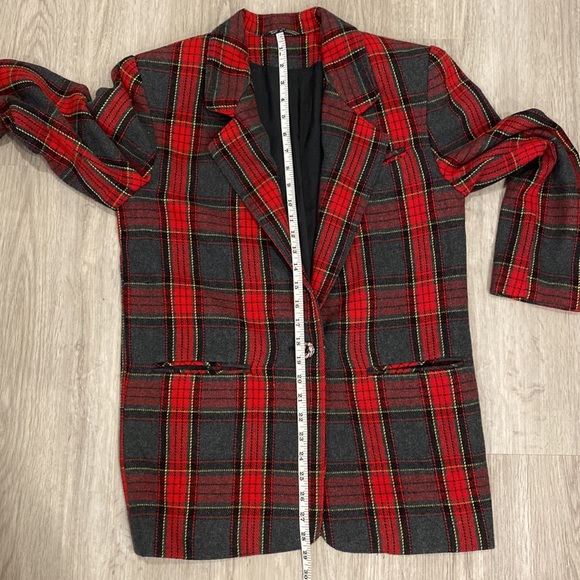 VINTAGE Wool Blend Red Gray and Black Tartan Plaid Blazer Jacket | Size Small - Picture 6 of 9